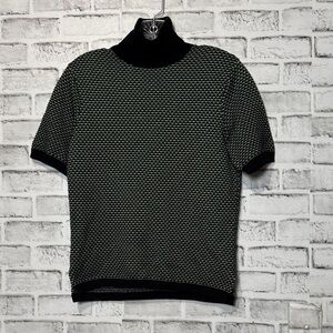 Zara‎ Black and green Short Sleeve Turtleneck Top size Medium